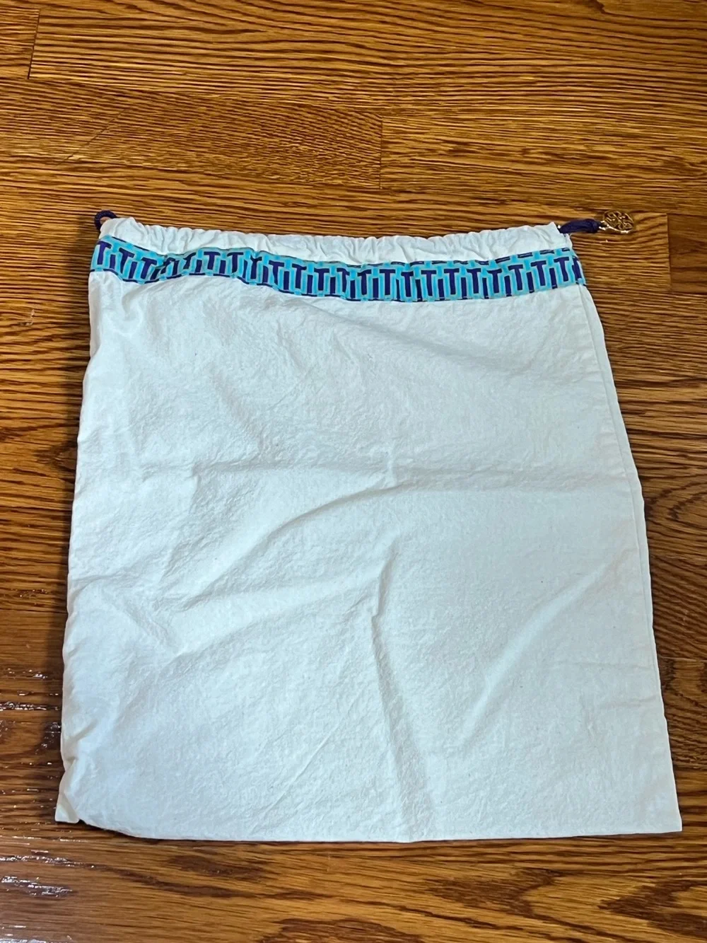 Tori Burch Cream Drawstring Dust Bag